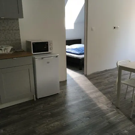 Benett Apartman 公寓 *